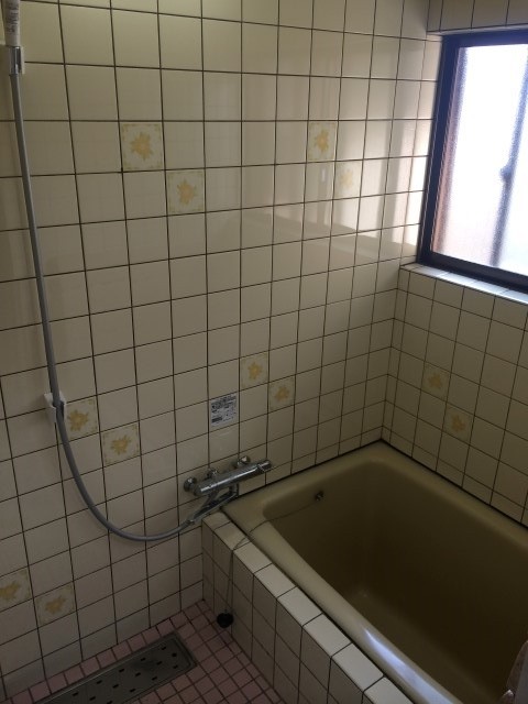 【西脇市リフォーム】浴室リフォーム施工前